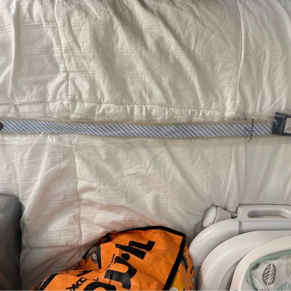 Vineyard Vines Navy and White Belt